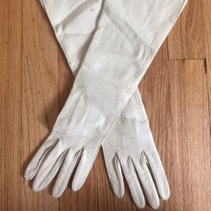 Vintage Cream Long Leather Gloves in women